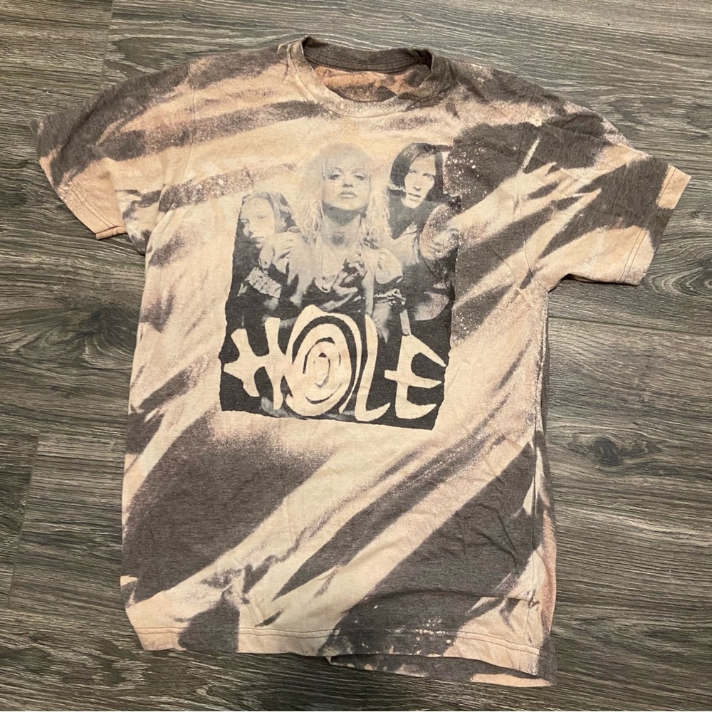 Hole band tee super soft tie dye